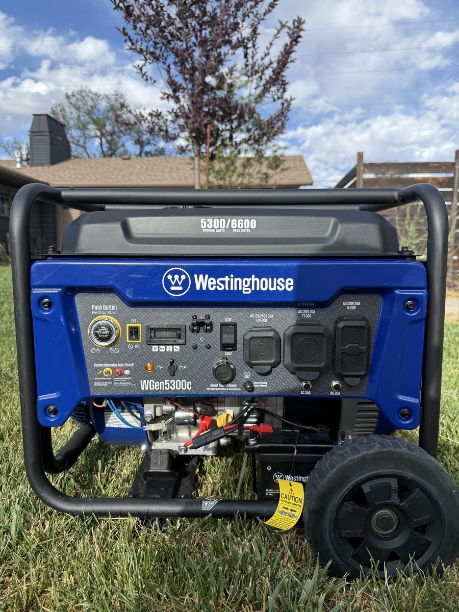 Westinghouse WGen5300c Portable Generator - 5300 Running / 6600 Peak Watts with Remote Start