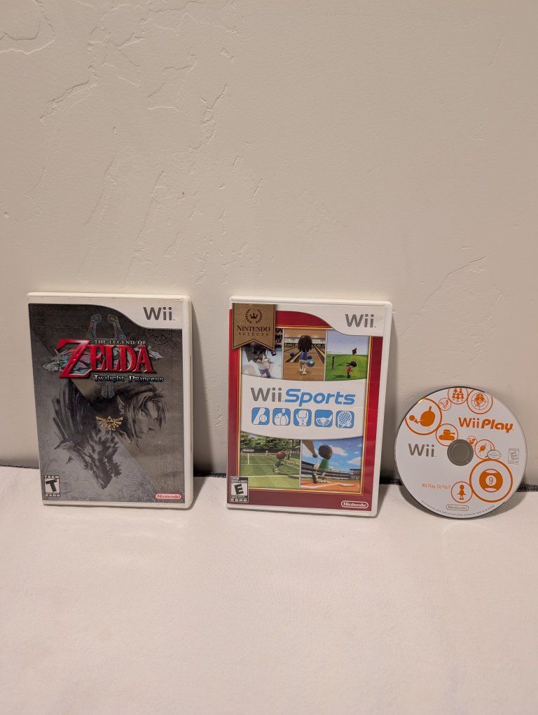 wii games- wii sports, Twilight Princess, wii play