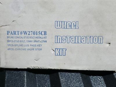 locking wheel studs for Mecedes