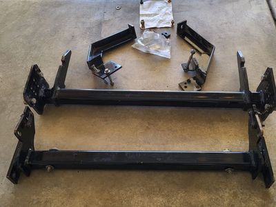Hiniker snow plow mount