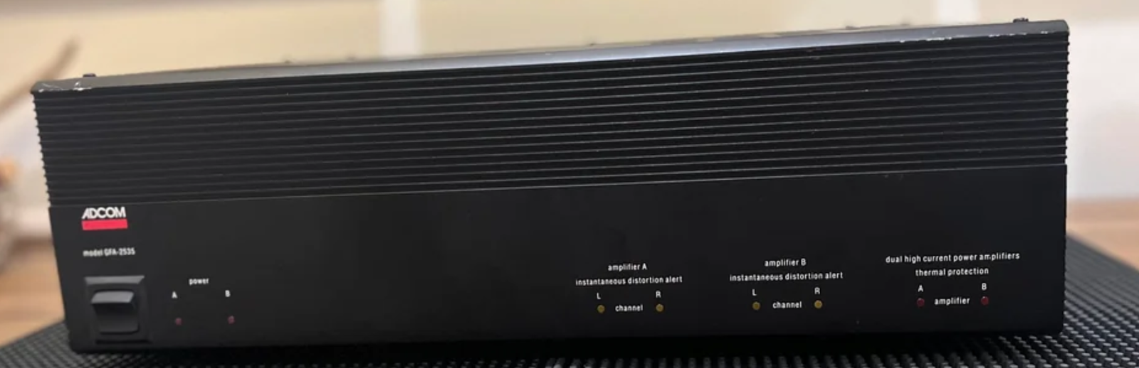 Adcom GFA-2535 4-Channel Power Amplifier