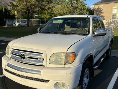 2004 TOYOTA TUNDRA SR5 V8