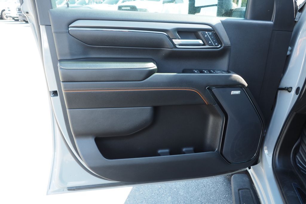 Main image 15