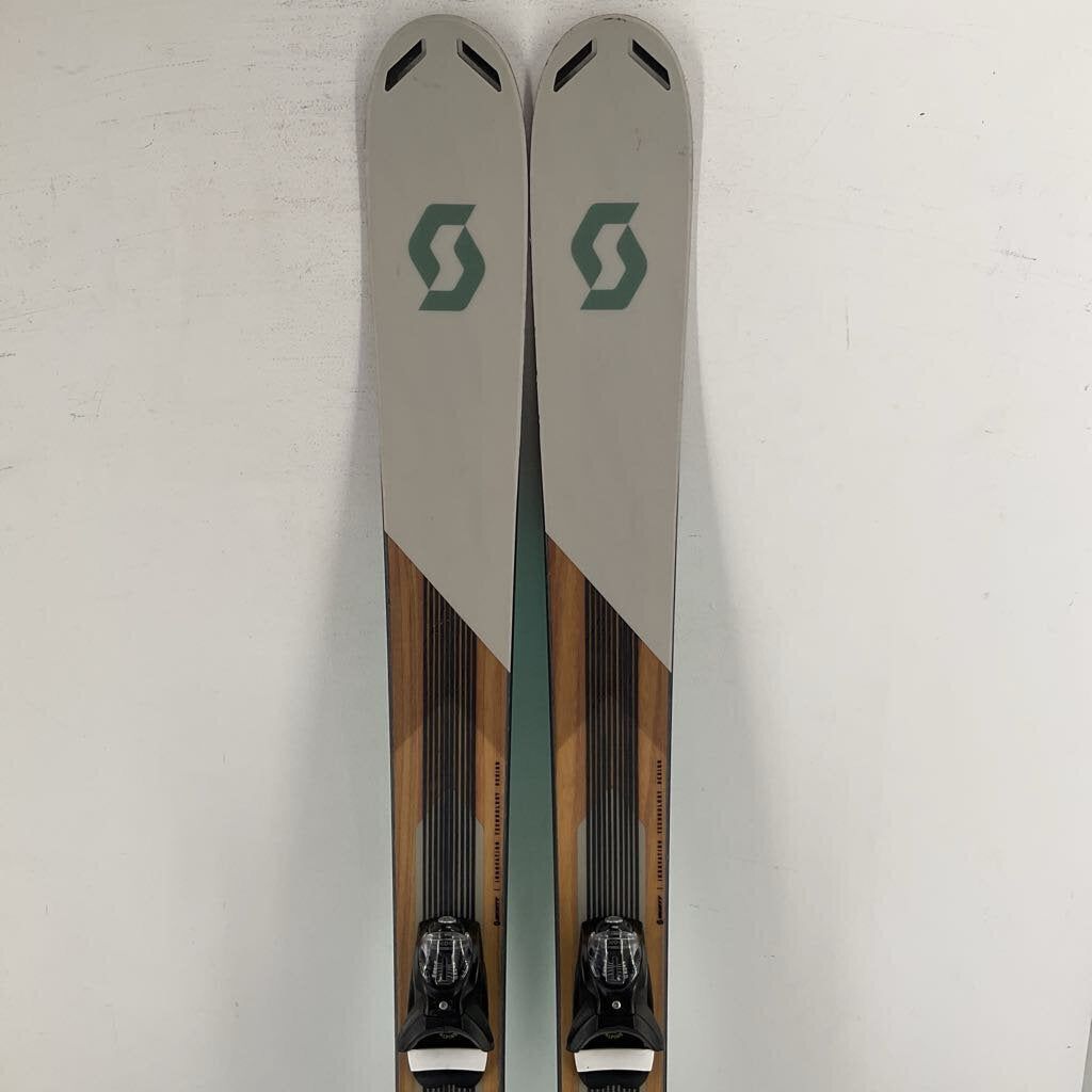 Scott Pure Mission 98 Ti w/ Look Pivot 14 Bindings