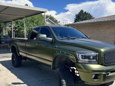 2006 dodge ram 2500 crew cab Laramie pickup 4D 8ft