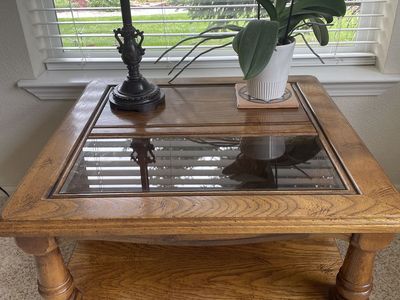 End table with glass insert