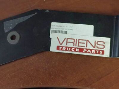 Kenworth T880 Left Bracket