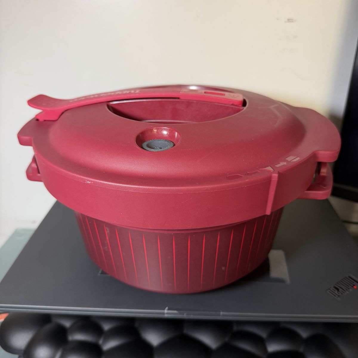 Tupperware Smart Multi Cooker Microwave Pressure Cooker Red