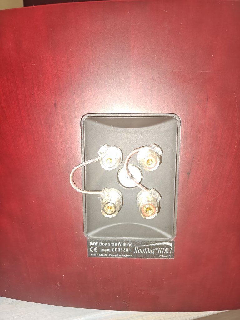 Main image 3