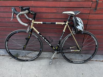Jamis Quest - Steel Frame Road Bike - Shimano 105 - 55cm