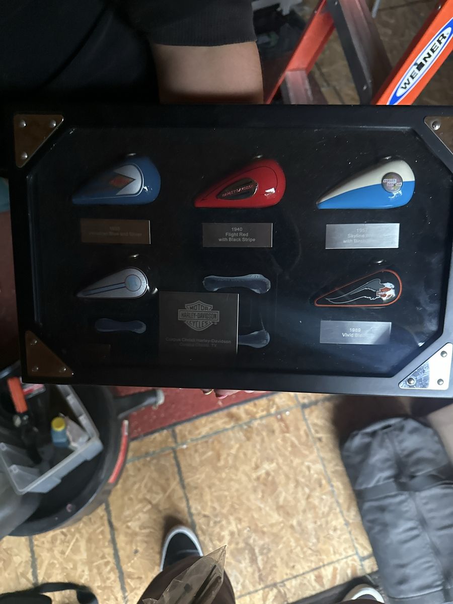 Harley-Davidson Miniature Gas Tank Collectible Display Set