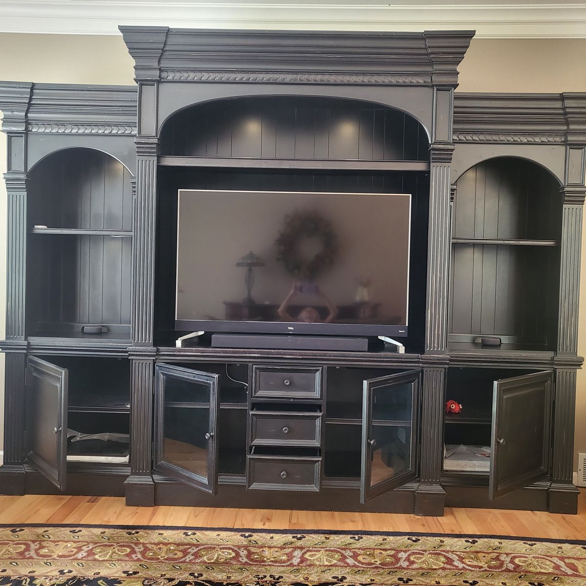 Main image 2