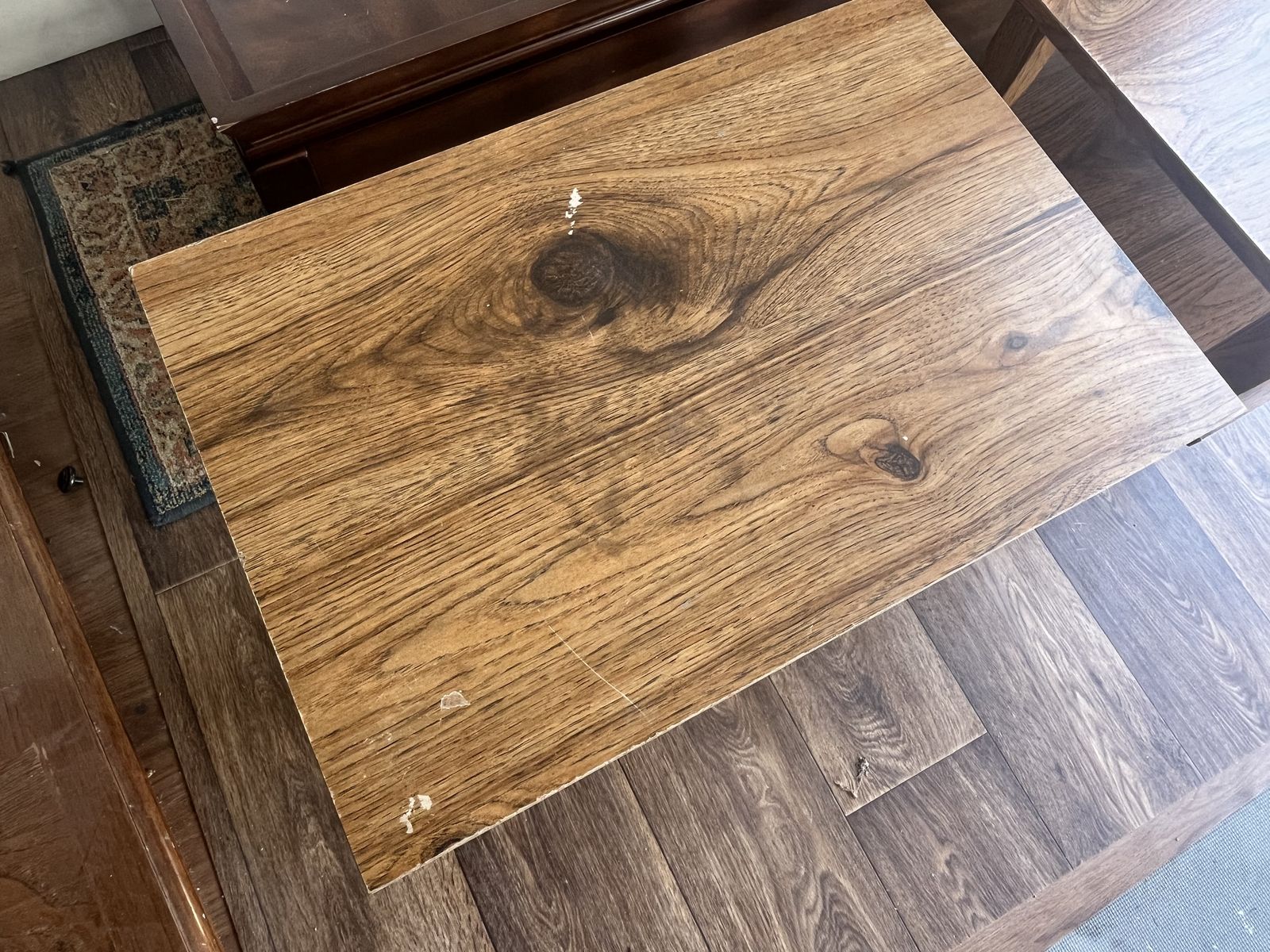 Main image 3