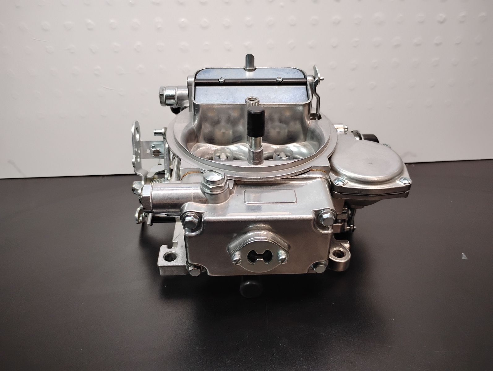 Main image 4