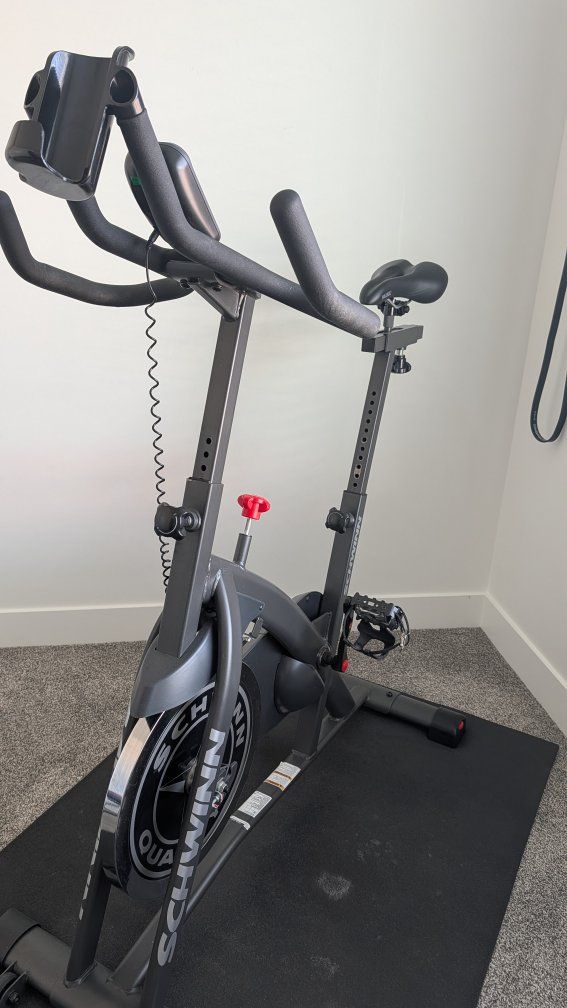 schwinn ic2 stationary bike