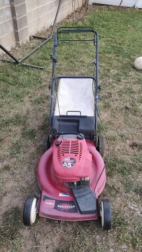 Toro recycler lawn mower