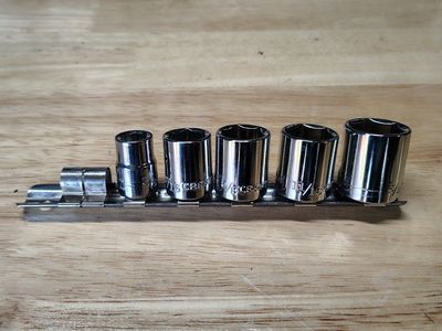 Small lot of Craftsman 3/8 Drive SAE Sockets