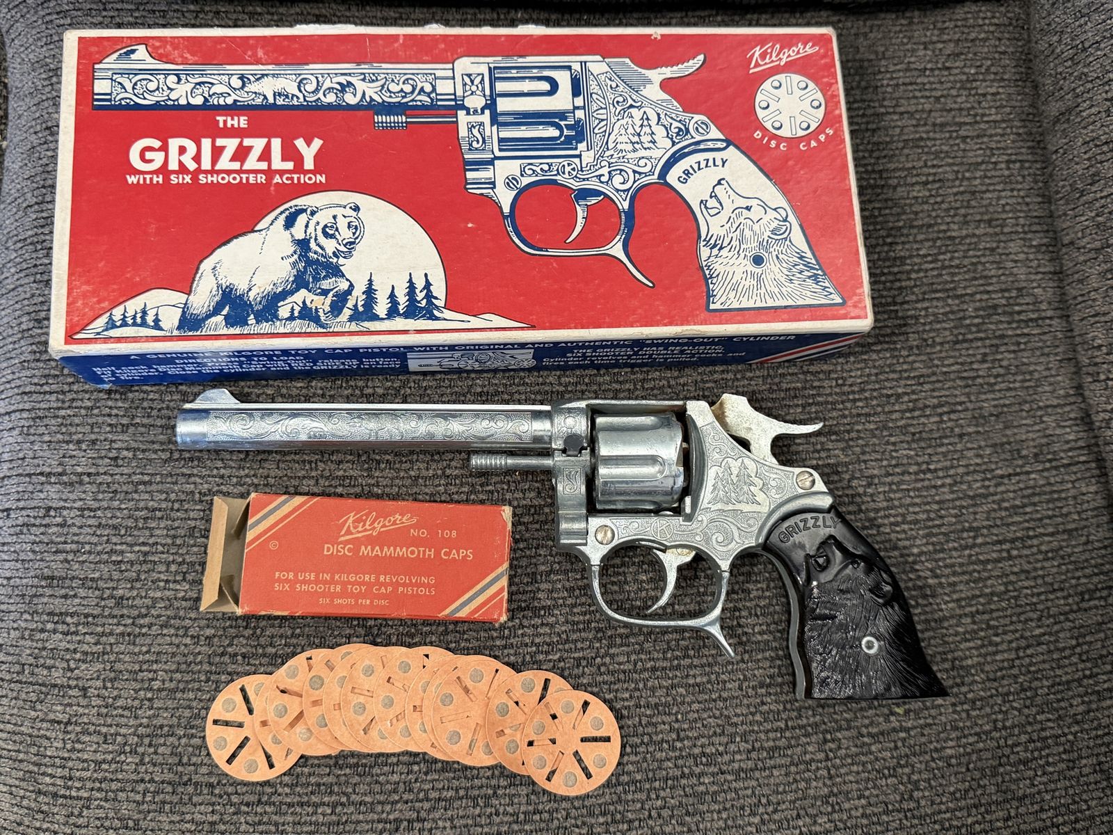 Vintage Kilgore Grizzly No. 205 Cap Gun with Original Box