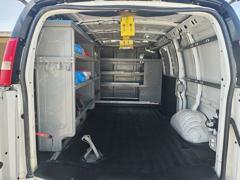 Main image 2