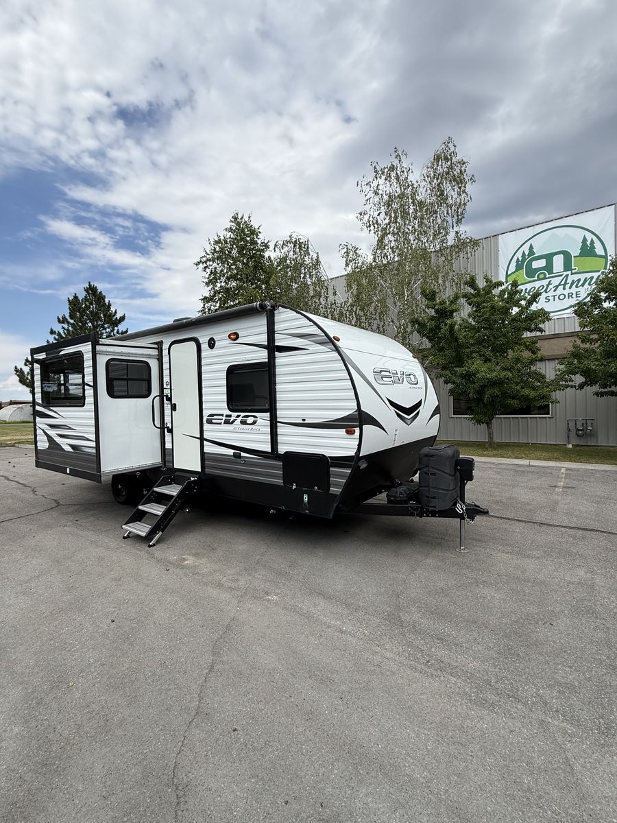2021 Forest River Evo 2445RB Couples Coach Travel Trailer