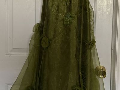 Beautiful Olive Green Formal Gown with Beaded Details and Shawl - Women's Size S/M