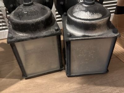 Outdoor Light Fixtures