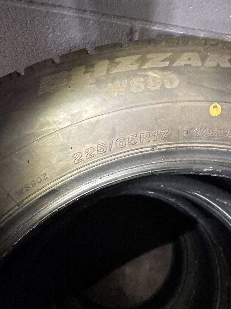 Blizzak Tires 225/65/R17