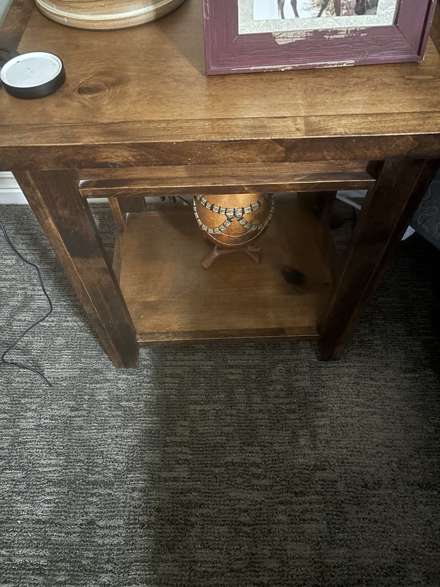 End & Side Tables