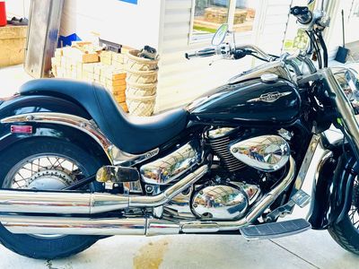 Suzuki Boulevard Cruiser Motorcycle Black Chrome Spoked Wheels Used Good