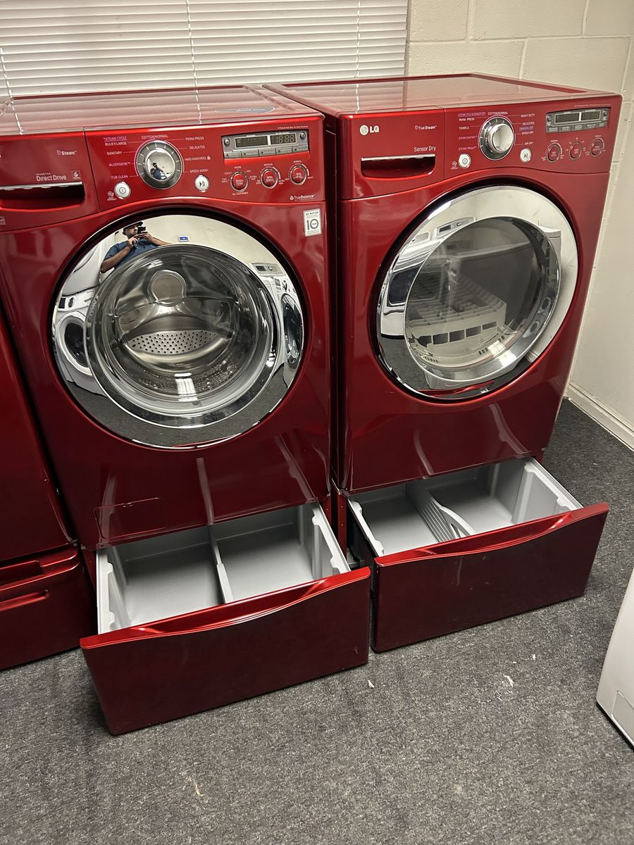 LG washer and electric dryer with steam option
