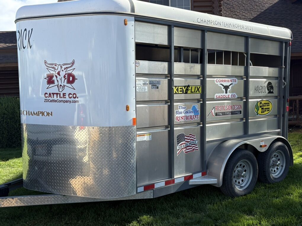 2024 Maverick Horse trailer