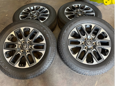 2025 Toyota Tundra Limited Stock Wheels and Tires