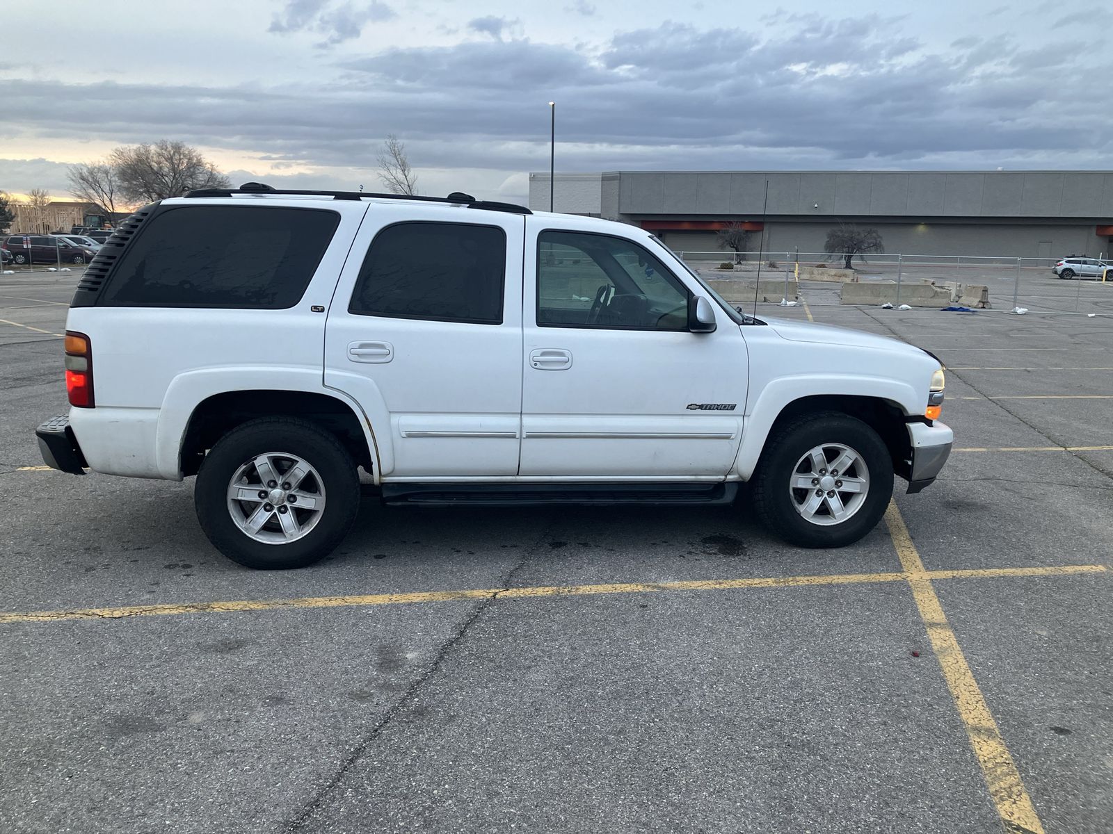 2002 CHEVROLET TAHOE LT