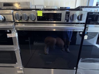 Samsung Bespoke Smart Slide-In Gas Range