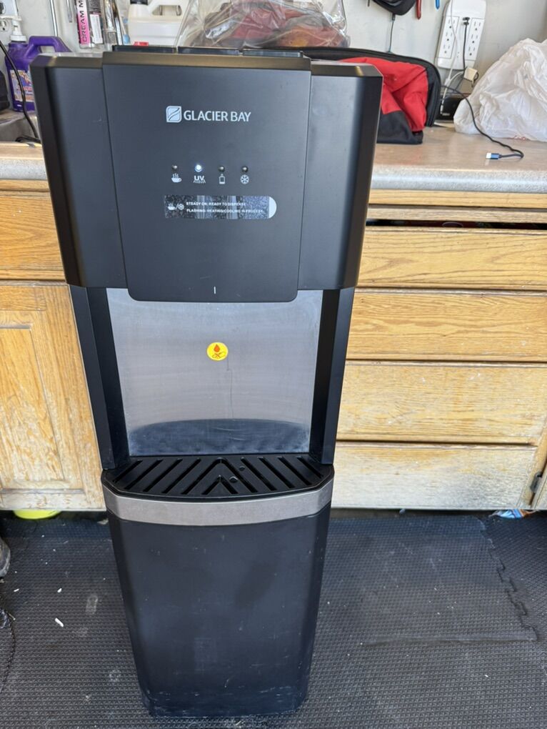 Glacier Bay dispenser 5 Gallon Bottom Load)