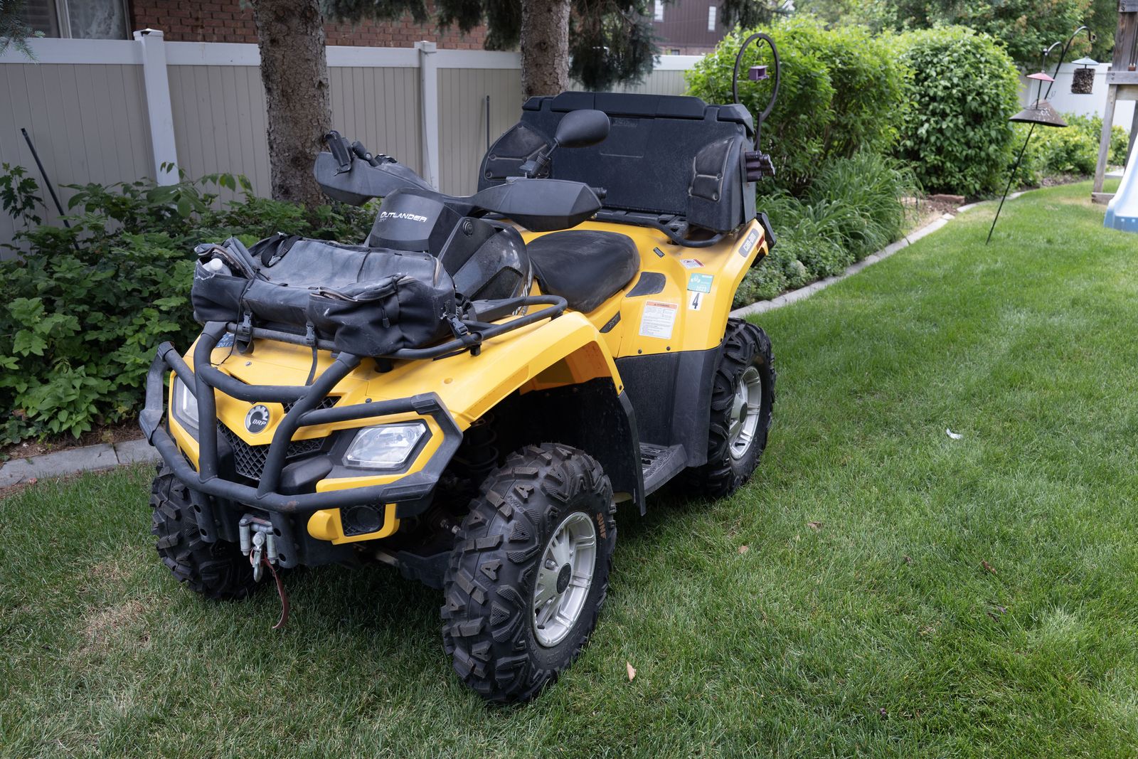 Can-Am Outlander 500 ATV - Yellow, 4x4, BRP Power, Storage Boxes