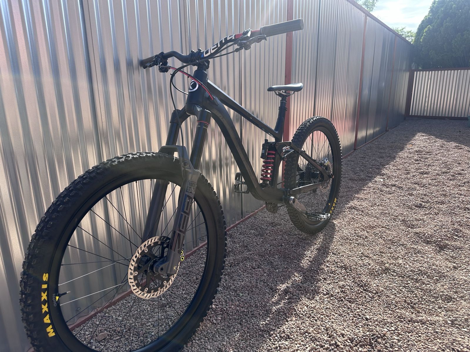 2024 Knolly Chilcotin XL 29er MTB