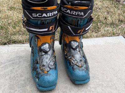 Scarpa F1 Backcountry Ski Boots - Size 28