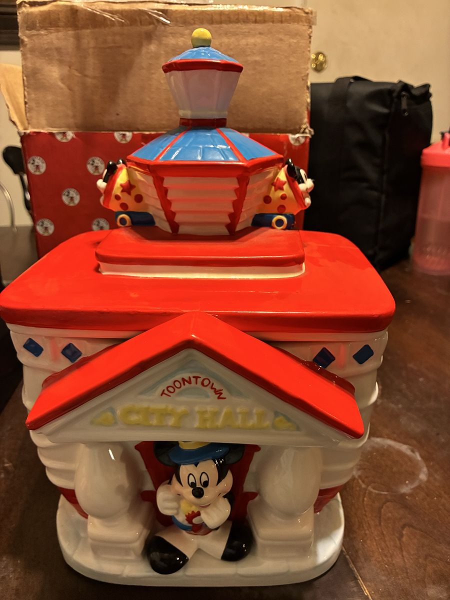 Vintage 1994 Disney ceramic cookie jar featuring Mickey’s Toontown City Hall. Part of the classic "Mickey & Co." by Enesco