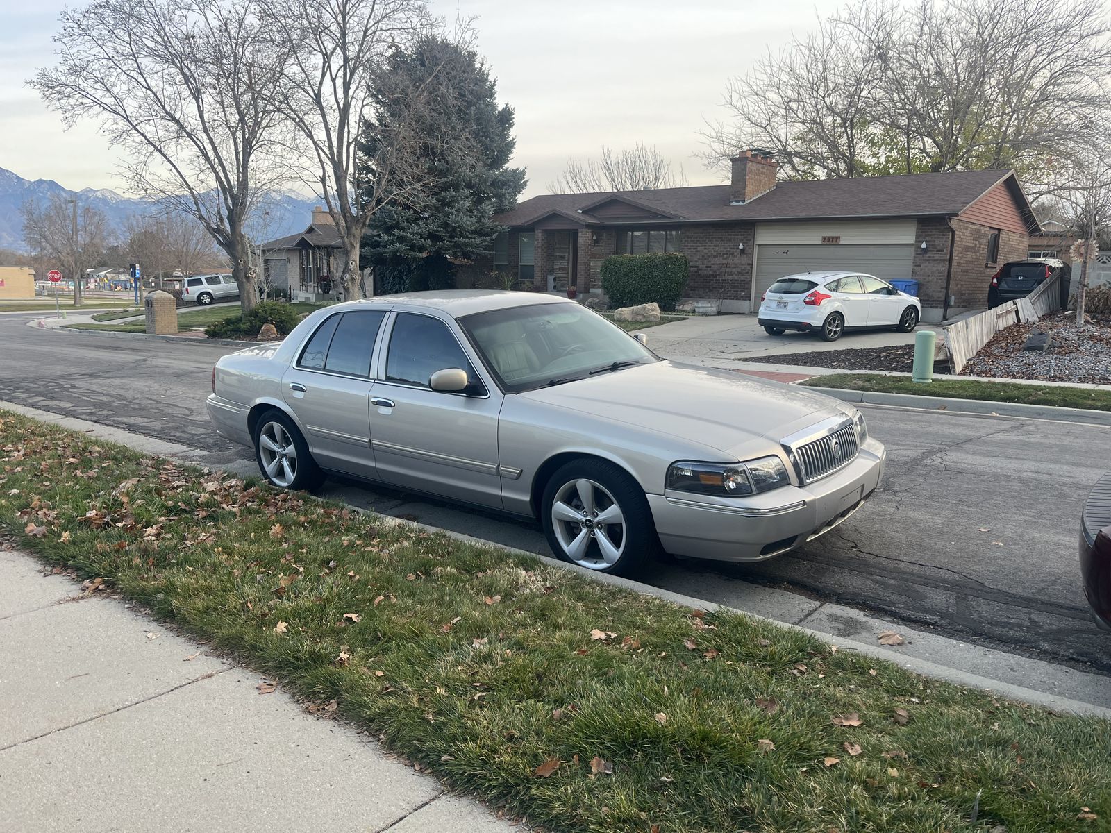 2009 Mercury Grand Marquis LS