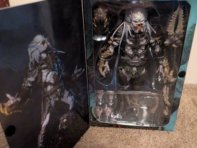 NECA Ultimate Alpha Predator (100th Edition)