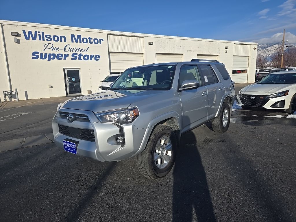 2024 Toyota 4Runner SR5