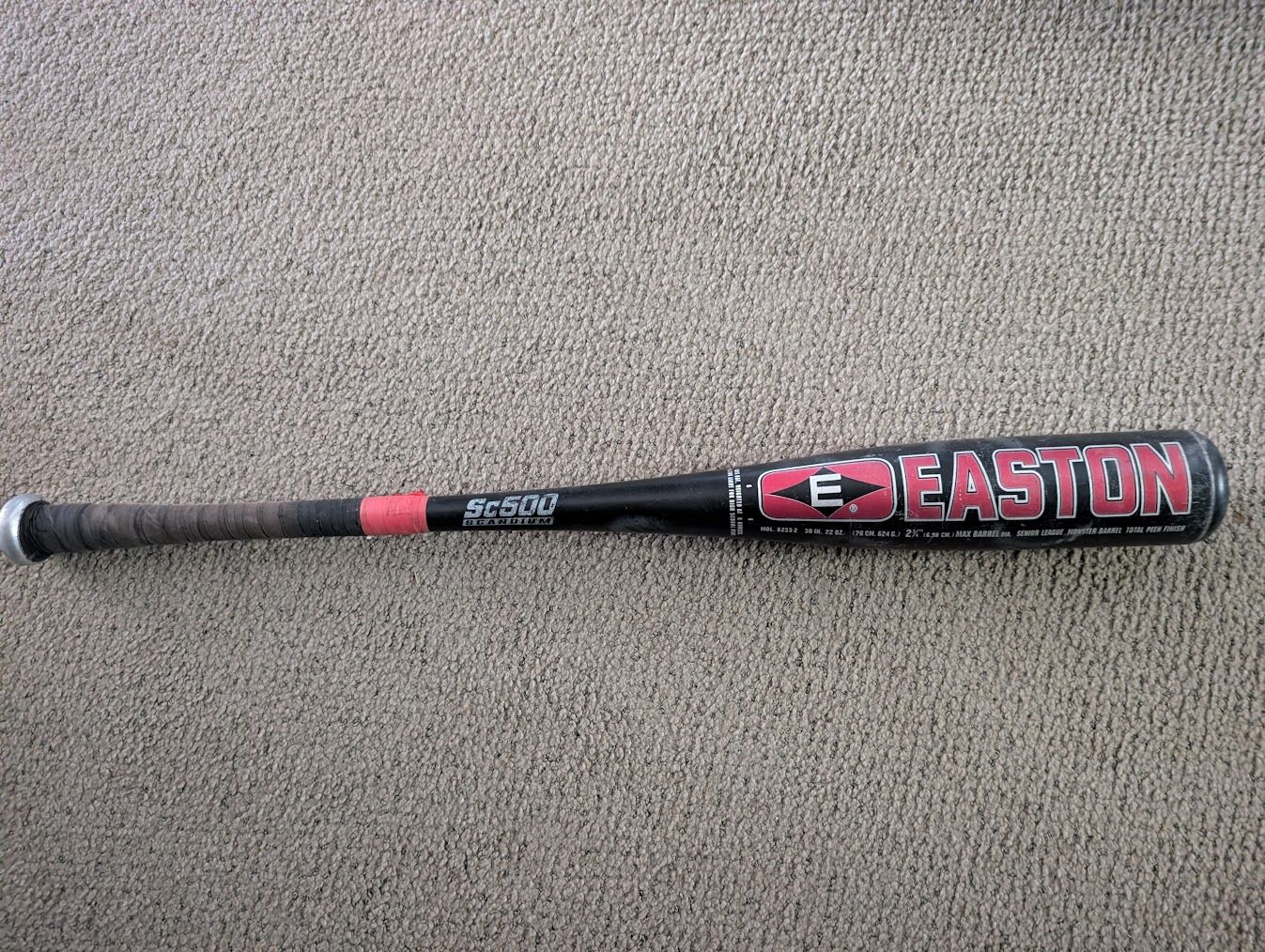Easton Sc500  Youth Baseball Bat, 30 " 22oz. , 2 3/4 Diameter- Monster Barrel, graphite reinforced.