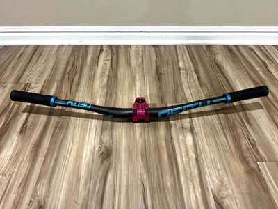 Deity Carbon 35mm handlebar and Deity Copperhead Stem and Race Face grips