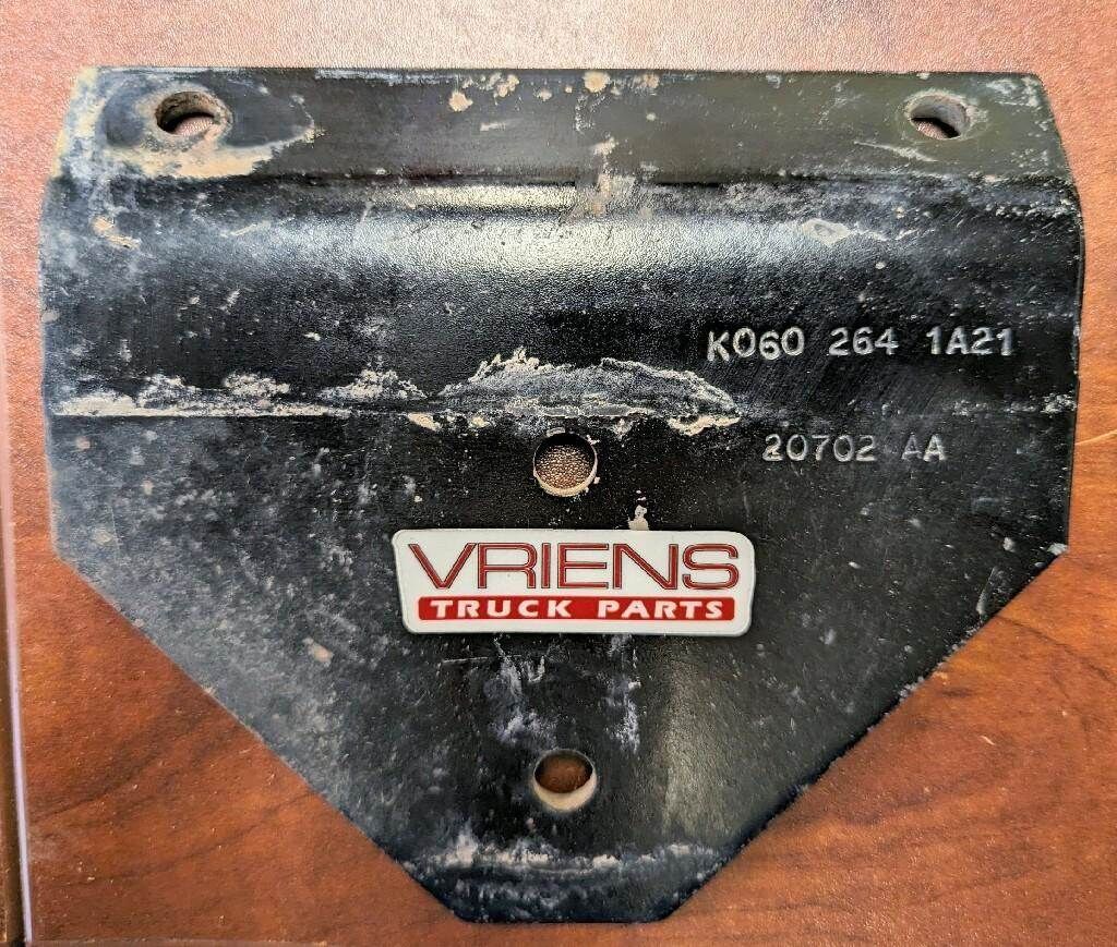 Kenworth Bracket