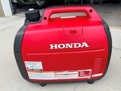 HONDA Inverter EU2200i Generator - EXCELLENT CONDITION