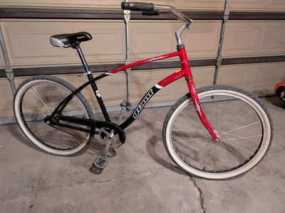 Giant Cruiser Bike - Lightweight Aluminum Frame