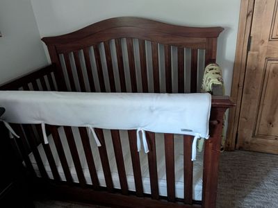 Baby crib