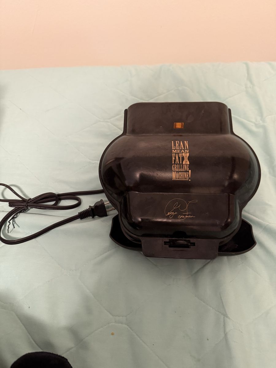 George Foreman GR10 Lean Mean Fat Grilling Machine Electric Grill Black