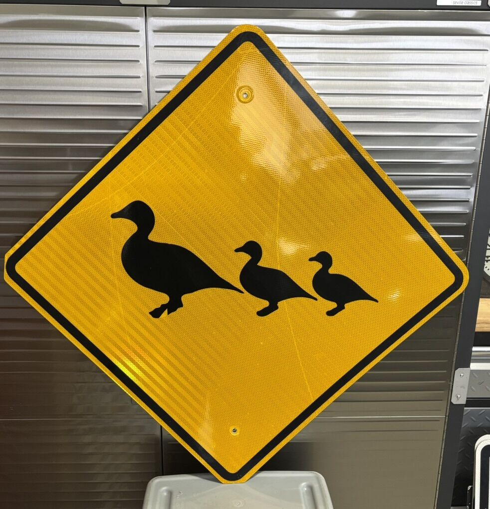 Duck Crossing Sign 30x30
